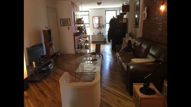 Foto del edificio - 425 Wythe Ave