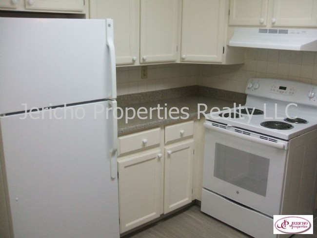 Foto del edificio - 4589 Federal Blvd