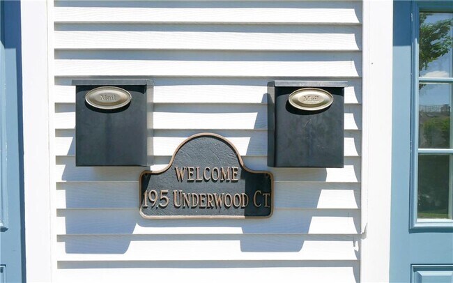 Building Photo - 5-15 Underwood Ct