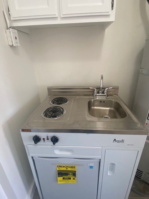 Foto del edificio - 2486 Venice Blvd