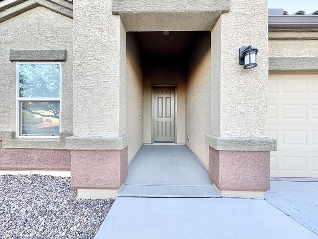 Building Photo - 9383 W Desert Bighorn Trail