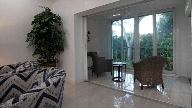 Foto del edificio - 859 Tanbark Dr