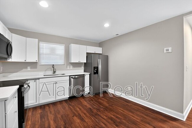 Building Photo - 6634 Rockwell Blvd