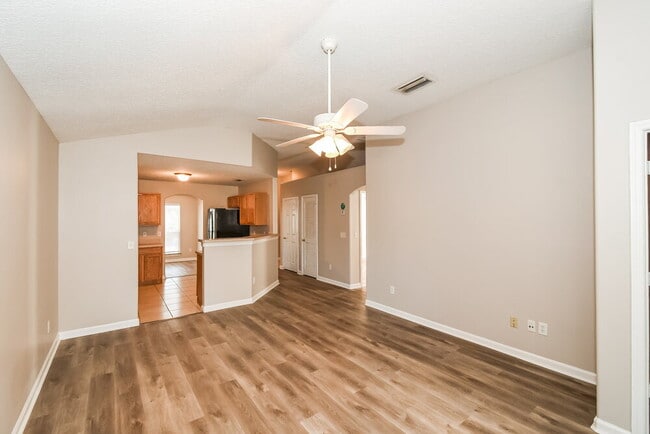 Building Photo - 1240 Brookwood Bluff Rd E