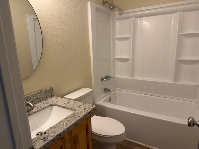 Foto del edificio - 635 S Archie St