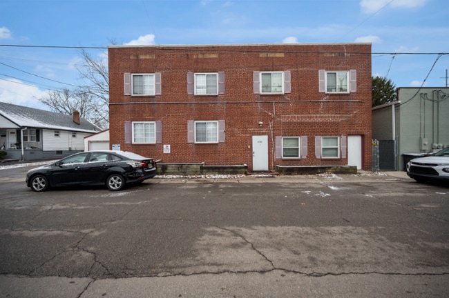 Building Photo - 4345 Matson Ave