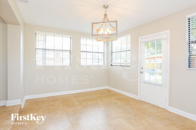 Foto del edificio - 6641 Pine Summit Dr