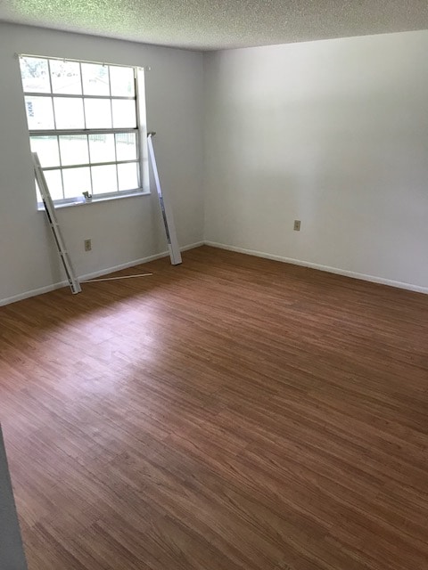 Foto del edificio - 4850 5th St