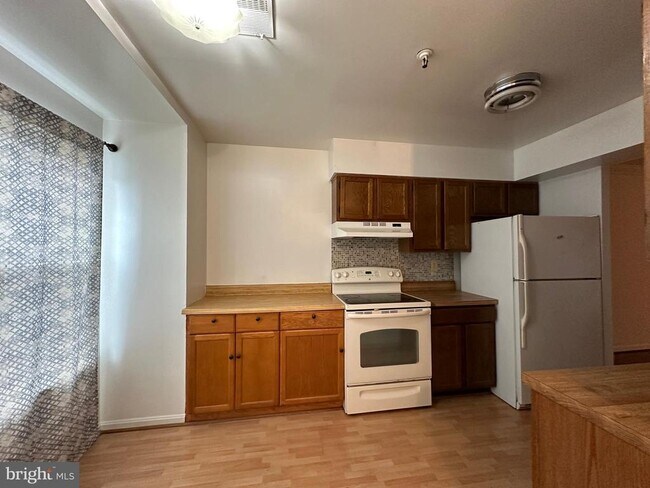 Foto del edificio - 7607 Lee Landing Dr