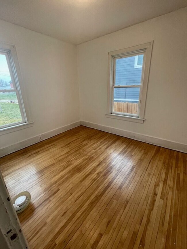 Foto del edificio - 111 8th St NW