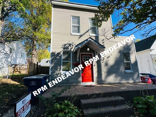 Foto del edificio - “Your Next Chapter Starts Here"  2bed/2bat...