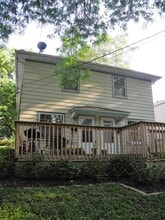 Building Photo - 1949 Heath Ave