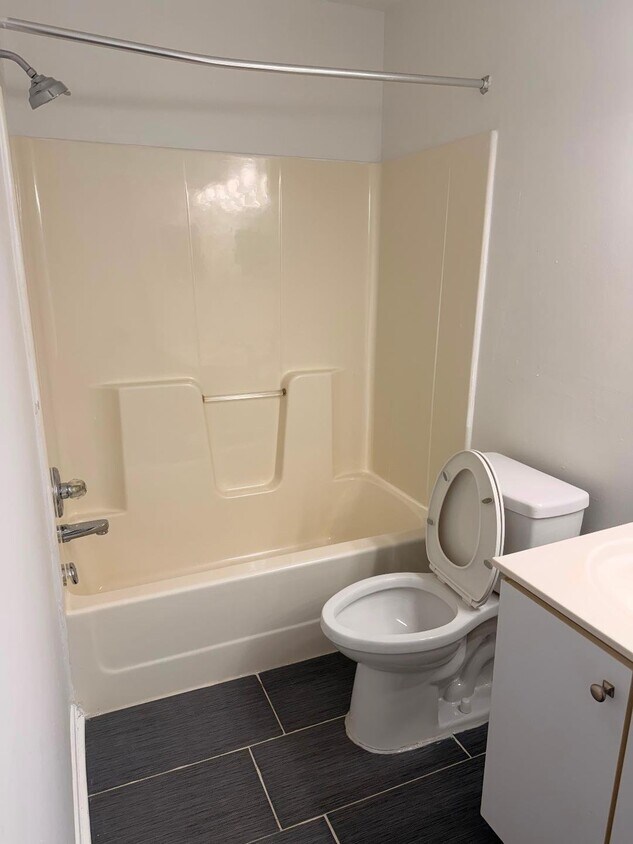 Foto del edificio - 208 Persimmon Cir
