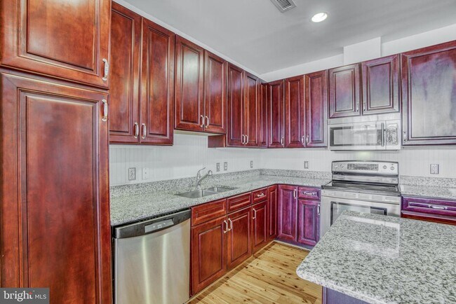 Foto del edificio - 2772 Lighthouse Point E