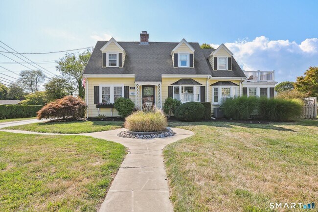 Foto del edificio - 899 Ocean Ave