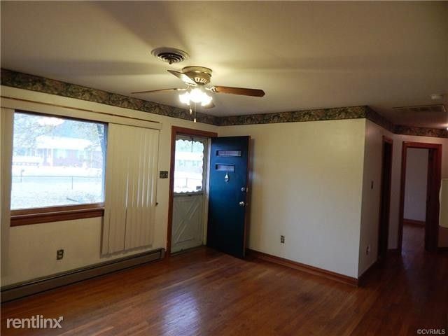 Building Photo - 3 br, 1.5 bath House - 7135 Sunset Dr