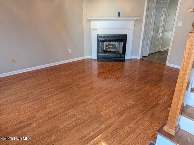 Building Photo - 3812 Sterling Pointe Dr