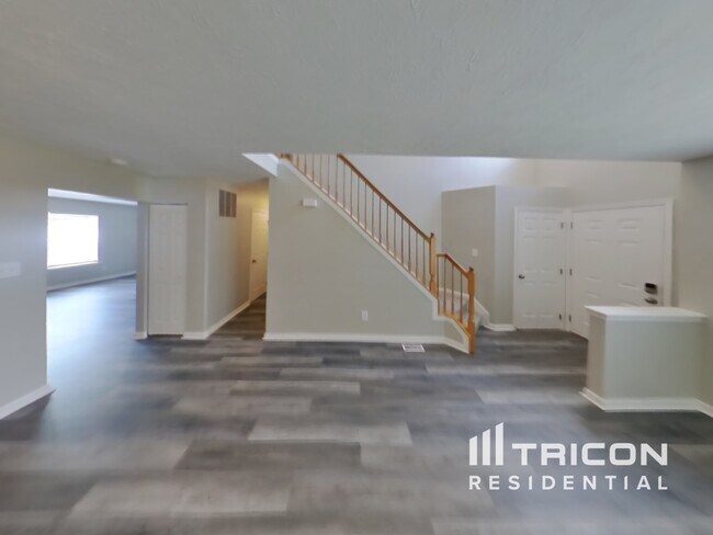 Foto del edificio - 467 Manor Rd