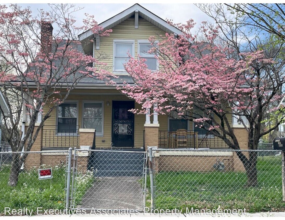 Primary Photo - 4 br, 2 bath House - 2313 East 5th Avenue