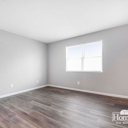 Building Photo - 1267 Kinyon St