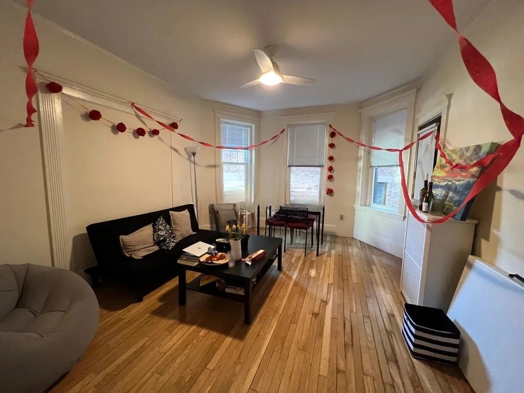 Foto principal - 73 Longwood Ave