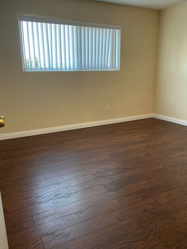 Foto del edificio - 6742 Western Ave