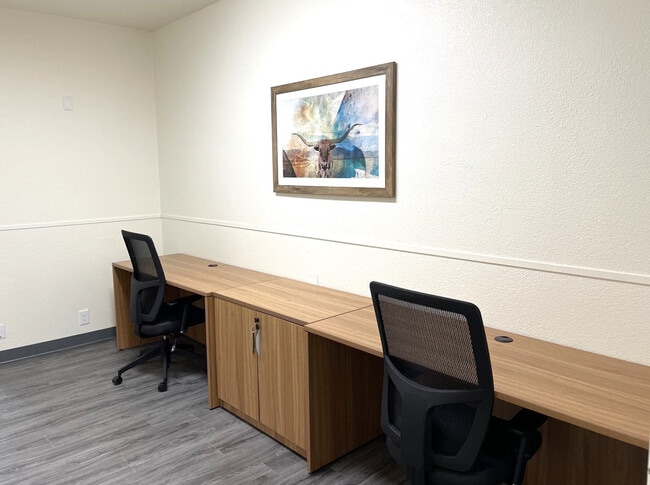 Building Photo - Blue Water Garden