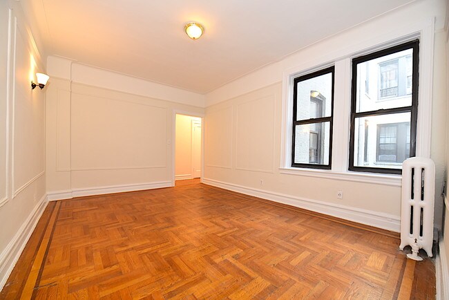 Building Photo - 3150 33rd St