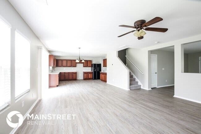 Foto del edificio - 15810 Normans Landing Dr