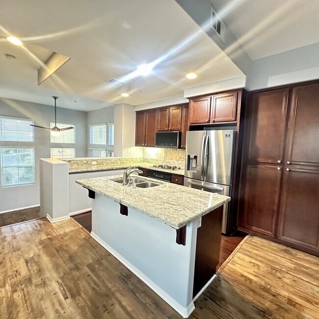 Foto del edificio - 2649 Villas Way