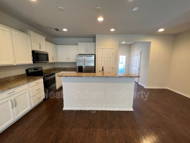 Building Photo - 7003 Butterfly Ct