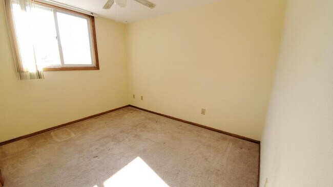 Building Photo - N6094 Cnty Rd SN #2, Onalaska, WI 54650