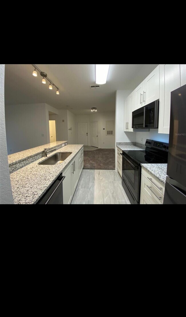 Foto del edificio - 5455 Vineland Rd