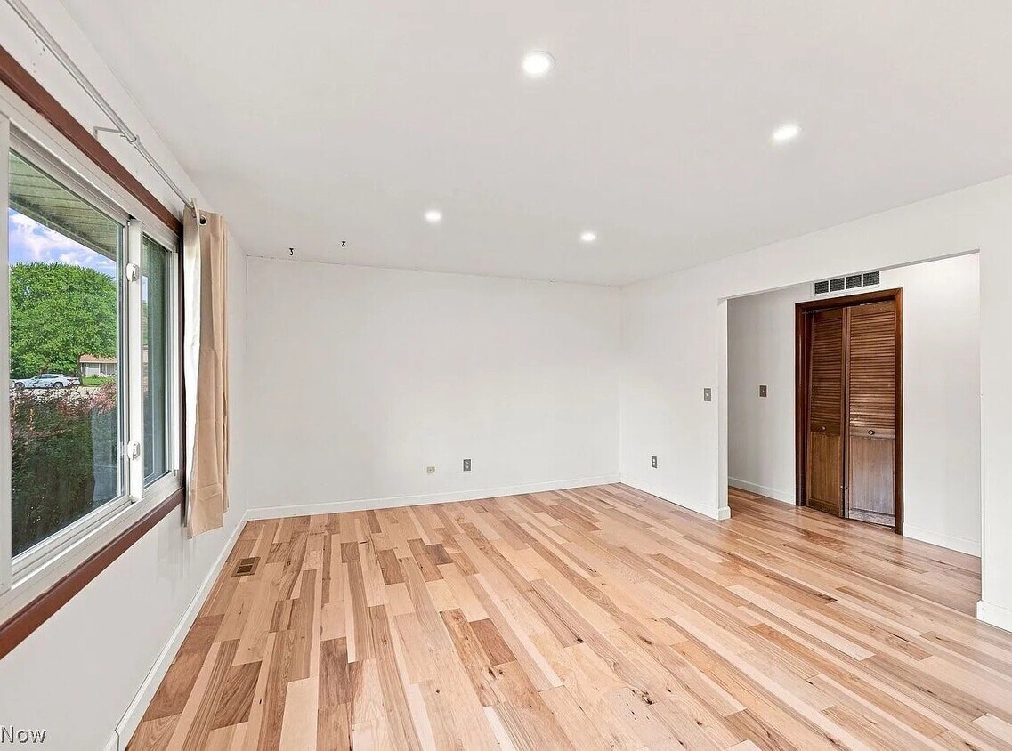 Foto del edificio - 6617 Arbordale Ave