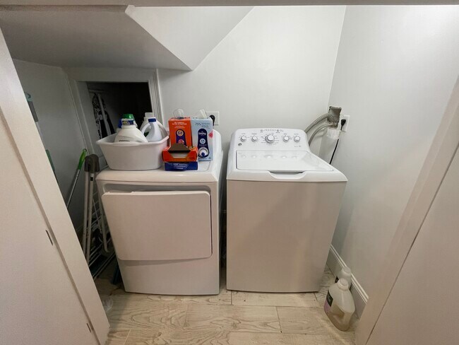 Foto del edificio - 26 Blue Jay Cir