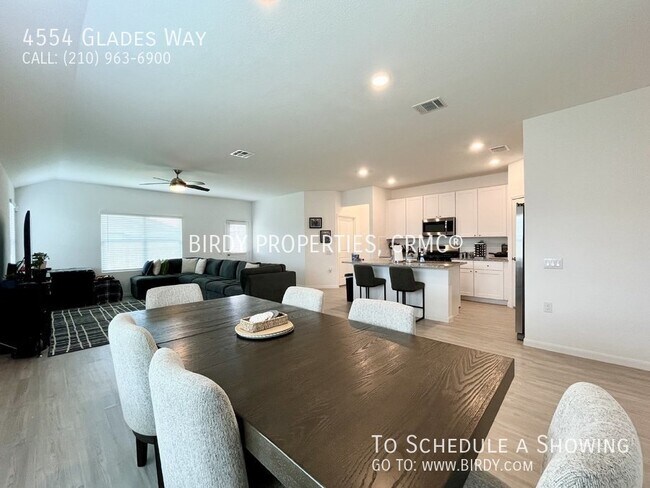 Building Photo - 4554 Glades Wy