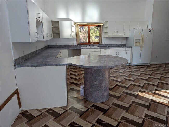 Foto del edificio - 10 Fenwood Dr