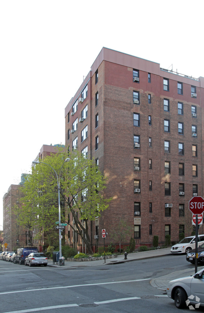 Building Photo - Park Terrace Gardens