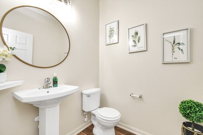 Foto del edificio - 829 Indigo Springs Ln