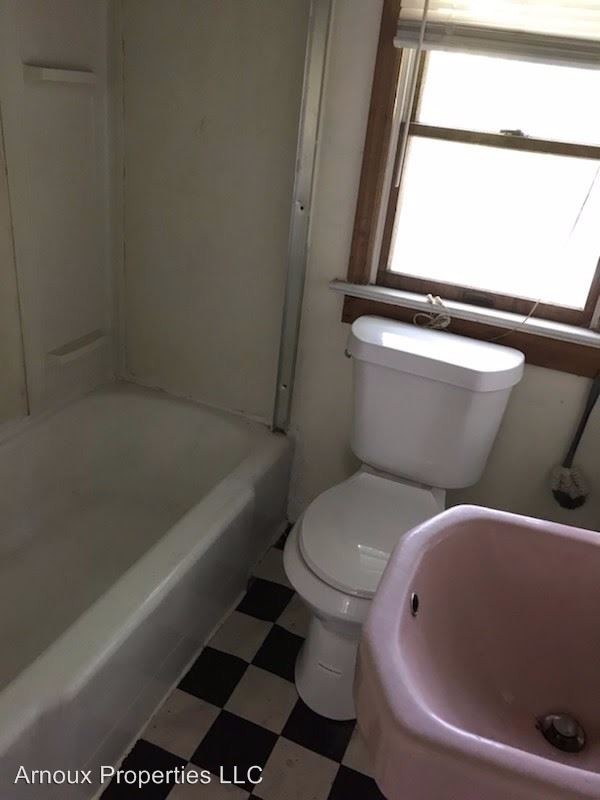 Foto del edificio - 74 W Stevens St