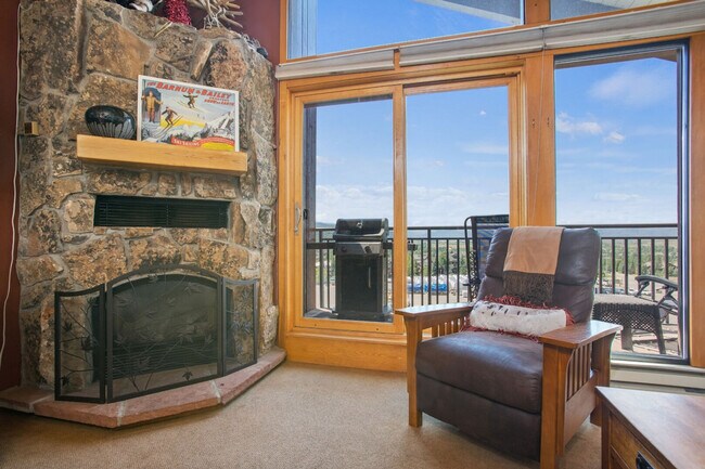 Building Photo - 1550 Amble Dr