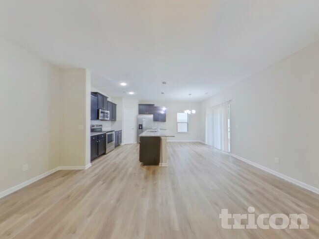 Foto del edificio - 213 Spring Knoll Dr