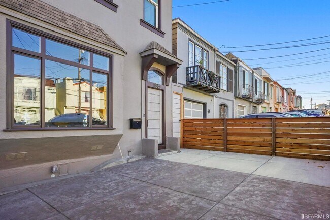 Foto del edificio - 1535 Van Dyke Ave