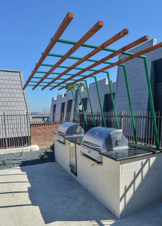 Building Photo - Jewel Apartment Homes