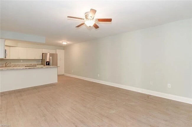 Building Photo - 2 Bed Beach Property For Rent