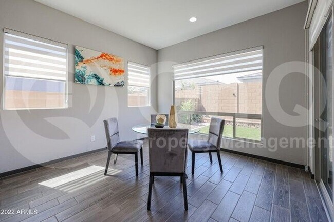 Foto del edificio - 2830 E Pike St