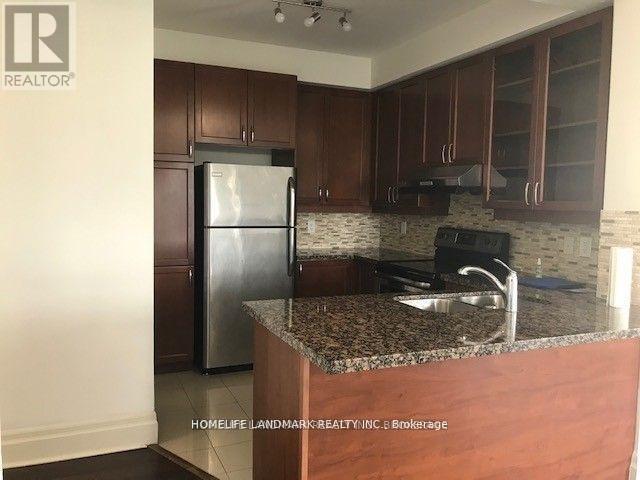 Photo du bâtiment - 151 Upper Duke Crescent