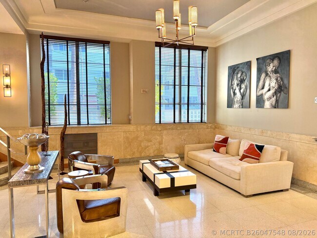 Building Photo - 435 21st St