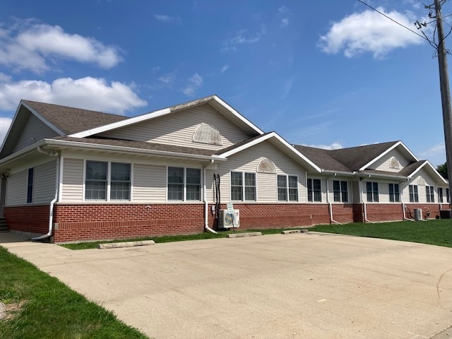 Building Photo - Woodland Park - Griswold