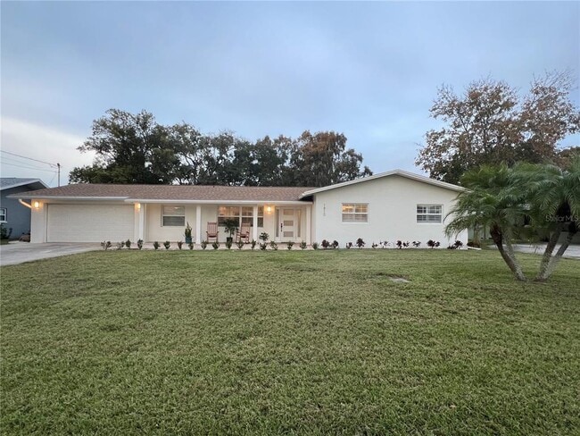 Building Photo - 1810 Brentwood Dr